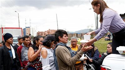 واشنطن تطالب مادورو السماح بدخول المساعدات