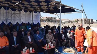 لأول مرة.. إنشاء شاطئ عام لأهالى رأس غارب شمال البحر الأحمر (صور)