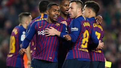  باريس سان جيرمان يقترب من خطف صفقة برشلونة