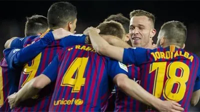 50 مليون يورو تُغري نجم برشلونة 