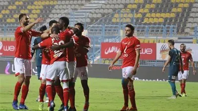 عاجل- إصابات لا تنتهي.. نجم الأهلي يغيب لمدة شهر ونصف