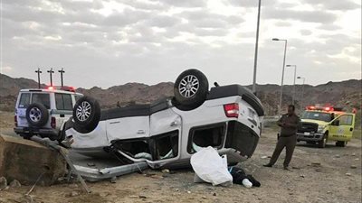 انقلاب سيارة تقودها سيدة ببلجرشي