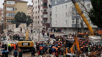 17 قتيلا حصيلة ضحايا المبنى المنهار في إسطنبول