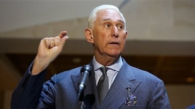 مستشار ترامب يطلب السماح له بالحديث عن 