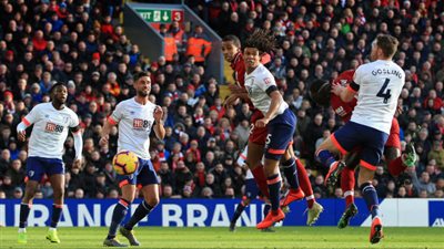 عاجل.. ليفربول يهز شباك بورنموث بالهدف الثاني (فيديو)