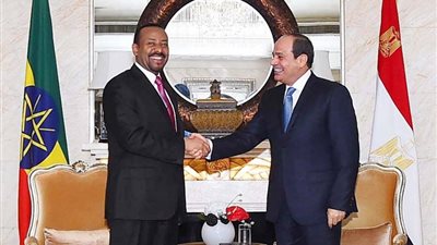 السيسي يعقد قمة ثلاثية مع قادة اثيوبيا والسودان