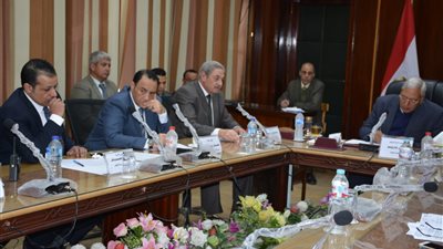 محافظ الدقهلية: الدولة لن تسمح بأية مخالفات على بحيرة المنزلة