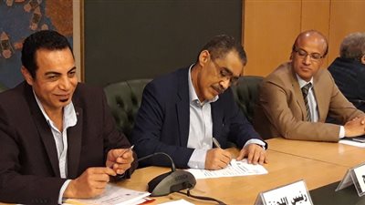 عاجل.. ضياء رشوان يتقدم بأوراق ترشحه لمنصب نقيب الصحفيين