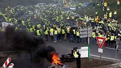 فرنسا.. المطالبة بتعويضات عن أضرار تظاهرات 