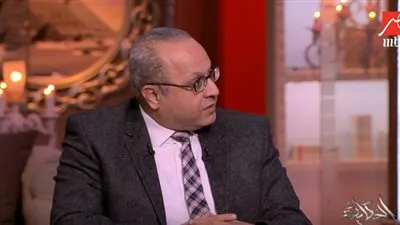 أستاذ فلسفة: السوشيال ميديا ساهمت في تلميع الملحدين