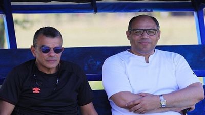 سفير مصر في تنزانيا يحضر مران الأهلي