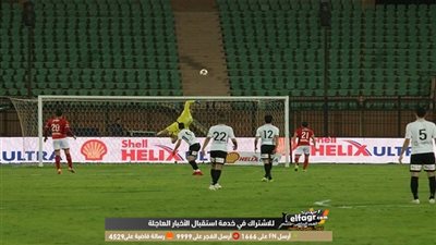 وزير الرياضة يحرج 