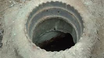 بالأسماء.. إصابة 3 عمال سقطوا أثناء تسليك بالوعة صرف صحي بقليوب 