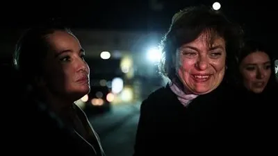 زوجة صحفي تركي تتهم أنقرة بانتهاك حقوق الإنسان