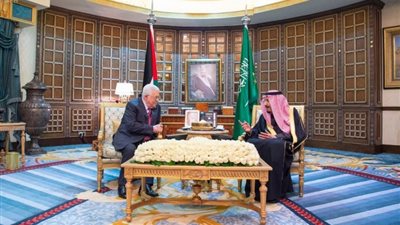 الملك سلمان يؤكد دعمه الكامل لدولة فلسطين