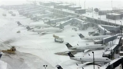 أمريكا: إلغاء 2500 رحلة جوية بسبب عاصفة شتوية