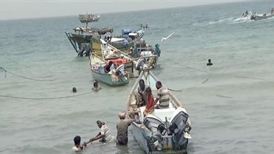 الهلال الأحمر الإماراتي يفتتح مرسى للصيد بالساحل الغربي لليمن