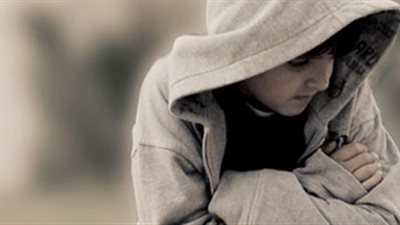 بعد تحذيرات الأرصاد.. نصائح لحماية طفلك في الأجواء العاصفة