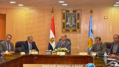 محافظ أسيوط يلتقى رئيس جهاز تطوير المناطق العشوائية لتطوير ورفع كفاءة 6 مناطق عشوائية بالمحافظة (فيديو وصور)