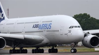 ايرباص توقف إنتاج طائرتها العملاقة ايه380