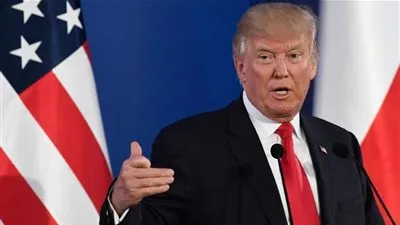 ترامب يدرس نسخة من مشروع قانون التمويل الحكومي