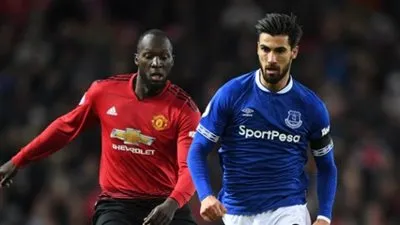 برشلونة يصدم نجمه