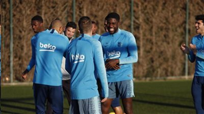 أومتيتي يزف بشرة سارة لجماهير برشلونة