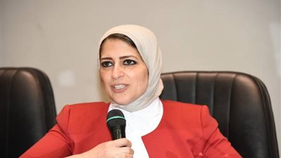 وزير الصحة: بدء فحص ١١.٥ مليون طالب في حملة الكشف عن السمنة