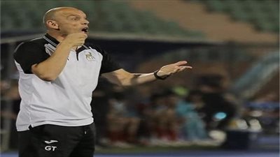 خاص .. وادي دجلة يجدد الثقة في المدرب اليوناني