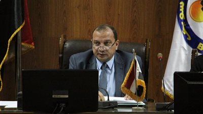 رئيس جامعة بني سويف يدين الحادث الإرهابي بشمال سيناء
