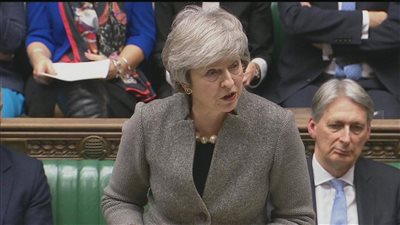 ماي تناجي قادة الاتحاد الأوروبي وتلعب ورقتها الأخيرة