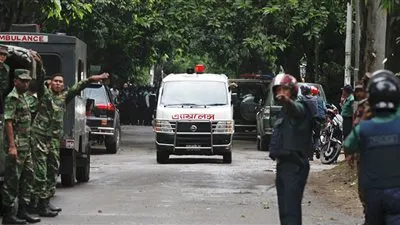 مقتل 9  وإصابة أكثر من 50 إثر حريق ضخم فى بنجلاديش