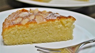 طريقة عمل كيك اللوز بدون دقيق