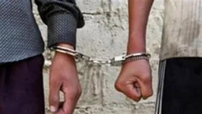 القبض على عاطلين لسرقتهما سلاح ناري من صاحب 'مسبك' بالقليوبية