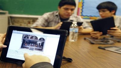 الحكومة تنفي سرقة أجهزة التابلت من إحدى المدارس بكفر الشيخ