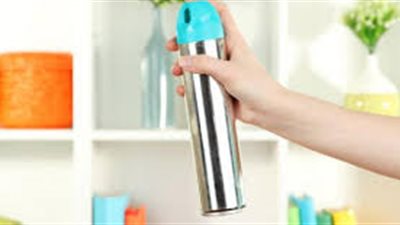 بمكونات بسيطة.. طريقة عمل معطر للمنزل (فيديو)