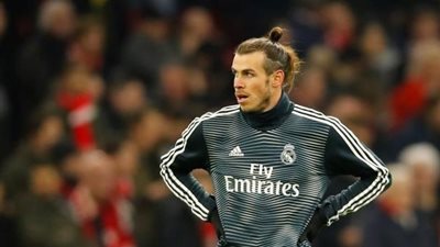 مانشستر يونايتد وتشيلسي يترقبان معركة ريال مدريد وبيل 