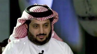 تركي آل الشيخ يرد بقوة ويحرج مذيع قناة الجزيرة بسبب جمهور الأهلي (صورة)