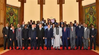 السيسي يستقبل رؤساء المحاكم الدستورية الأفريقية‎ ويشيد بدورهم في القارة