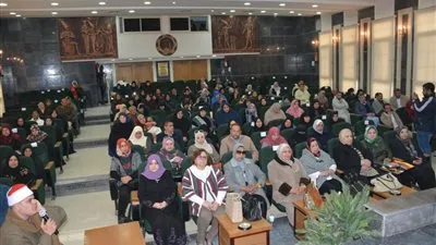 محافظ الغربية يوزع قروض على 33 سيدة معيلة بإجمالي 165 ألف جنيه (صور)