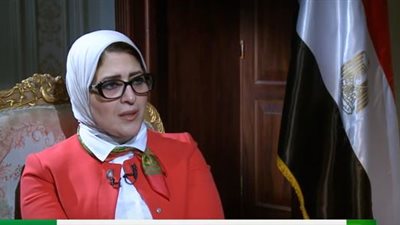 وزيرة الصحة: توفير 3 آلاف ماكينة غسيل كلوي هذا العام.. وندرس تجربة الغسيل في المنزل