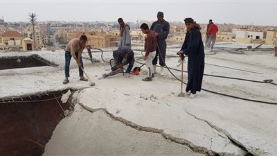 إزالة مخالفات المبانى بالتجمع الثالث بمدينة القاهرة الجديدة