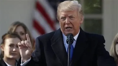 ترامب يعلن تمديد حالة الطوارئ بشأن ليبيا