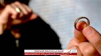 انفصال مطربة شهيرة للمرة الثانية في 3 سنوات