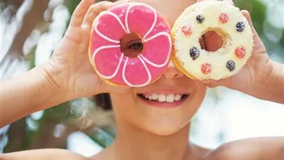 تعرفي على كمية السكر المناسبة لطفلك