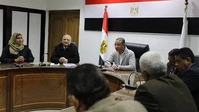 محافظ سوهاج يوجه بتطبيق القانون بكل قوة في مخالفات البناء 