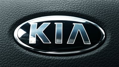 كيا تشوقنا لسيارتها 