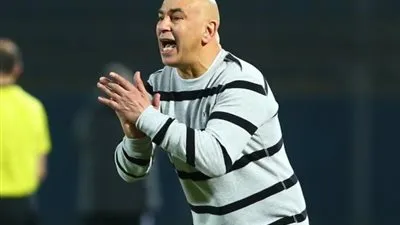 آخرهم حسام حسن .. 4 مدربين لسموحة في موسم واحد