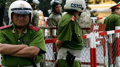 اعتقال اثنين من الوزراء السابقين في فيتنام