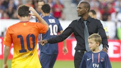 خناقة جديدة بين برشلونة باريس سان جيرمان